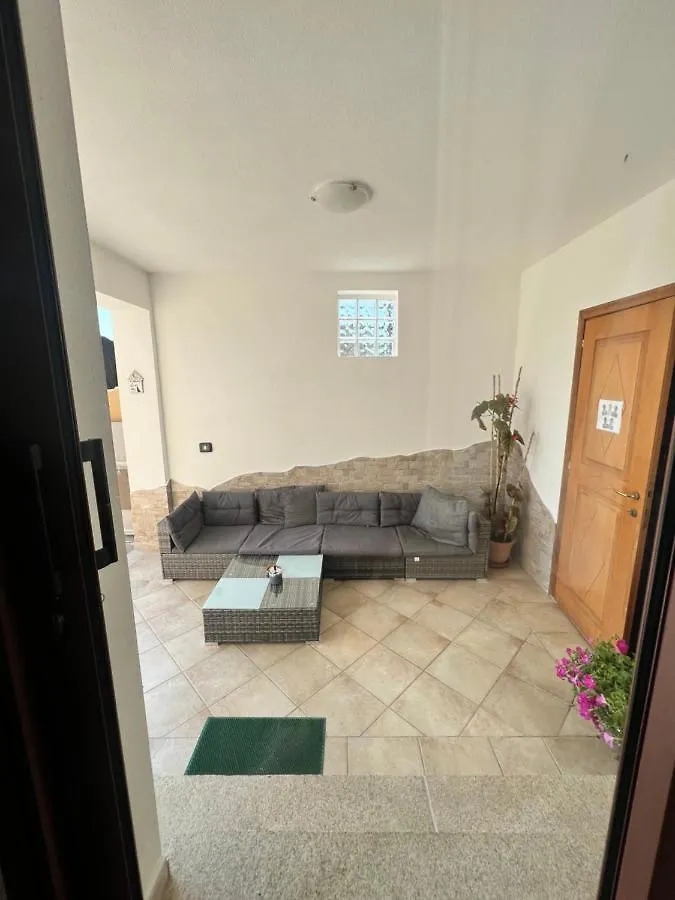 Villa Casa MIRTÒ Olbia 0*,